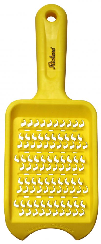 PLASTIC PAINTBRUSH AND ROLLER