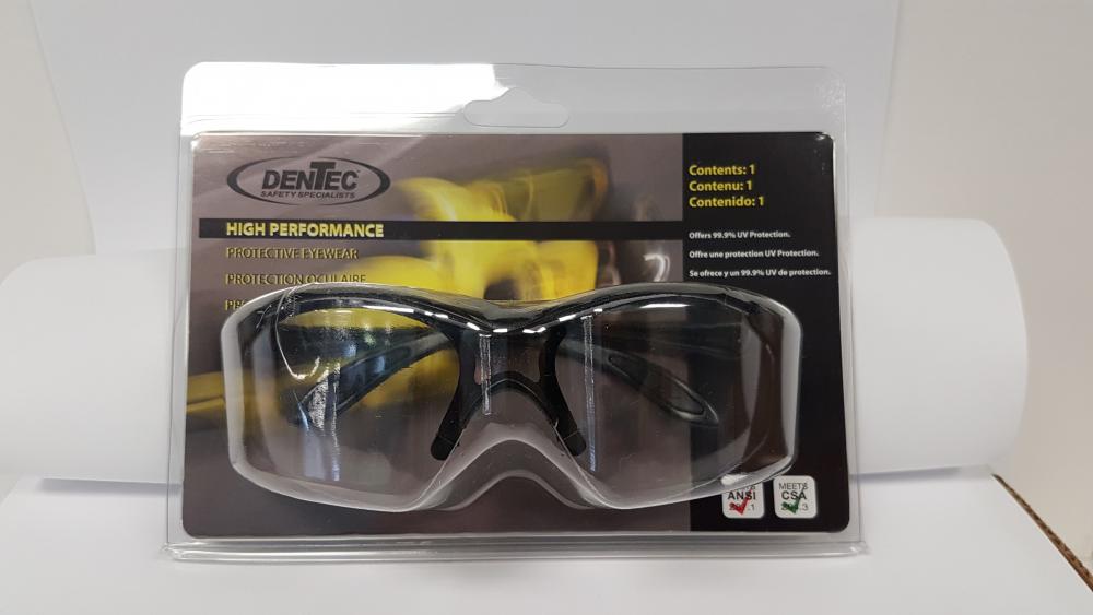 Miranda Black frame, clear lens in clam shell, CSA